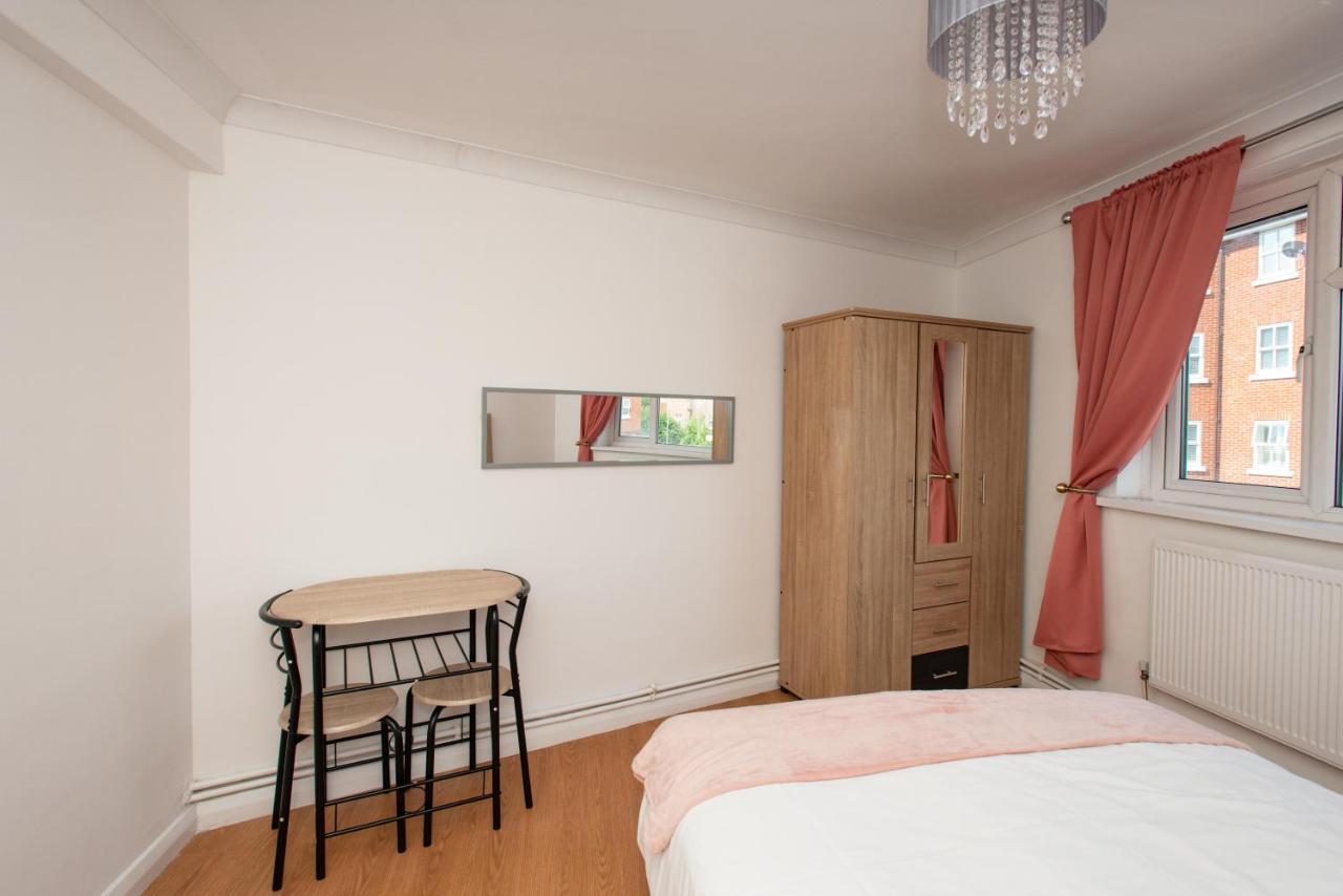 Modern Apartments In Bromley, Greater London Near Tesco And Sundridge Park Station 외부 사진