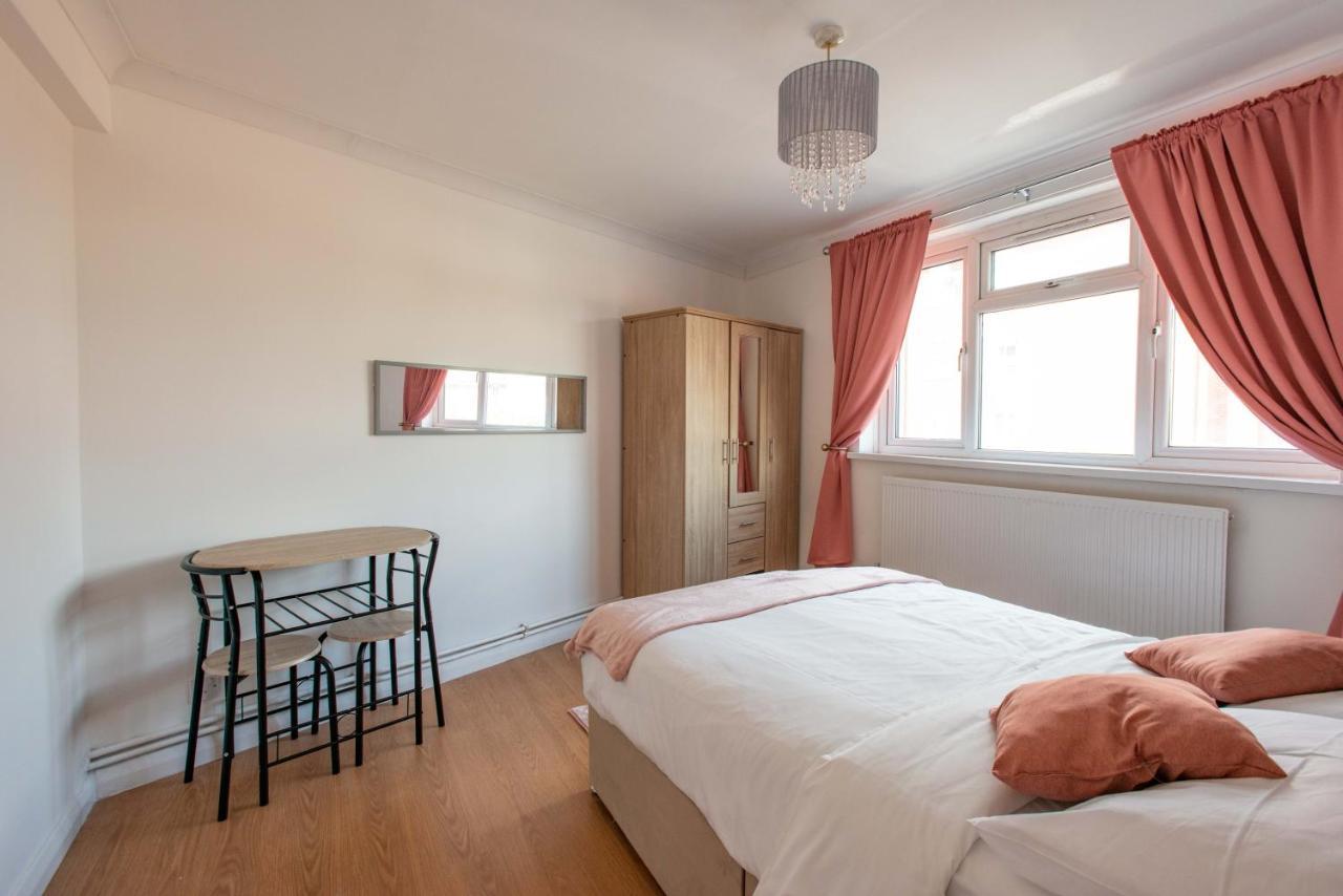 Modern Apartments In Bromley, Greater London Near Tesco And Sundridge Park Station 외부 사진