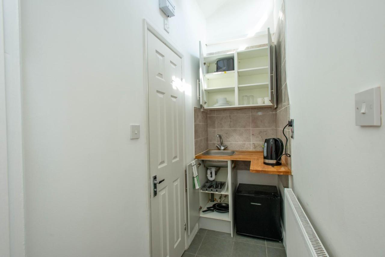 Modern Apartments In Bromley, Greater London Near Tesco And Sundridge Park Station 외부 사진